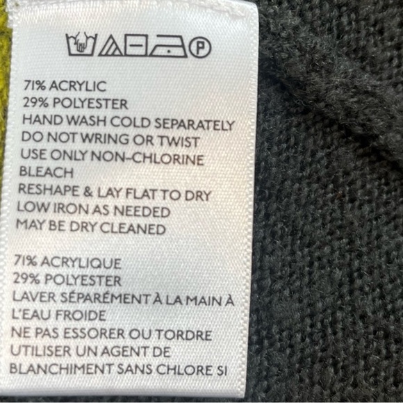 ⭐️ BDG ⭐️VINTAGE OVERSIZED KNIT RELAXED FIT V-NECK PULLOVER SWEATER SIZE XS/S - Picture 10 of 11